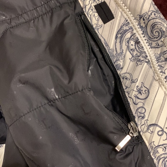 North Face Womens Hyvent waterproof lightweight jacket - Picture 9 of 12